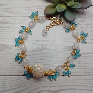 New Hand Crafted Beaded Dangle Bracelet